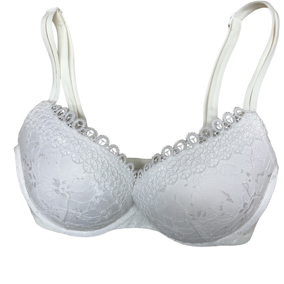 Victoria's Secret Other - Victorias Secret Very Sexy White Push Up Bra Size 32 DD